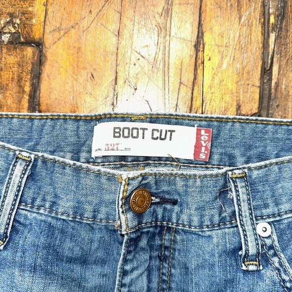 Levi's 527 Jeans Men's Size 33x30 Blue Denim Medium Wash Flat Front Bootcut Leg - Picture 3 of 10